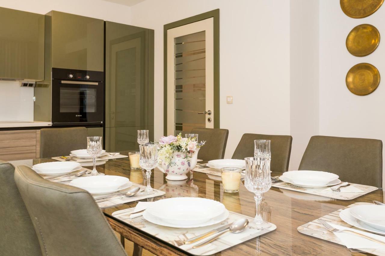 Villa Sweet Home Marija With Heated Pool สปลิท ภายนอก รูปภาพ